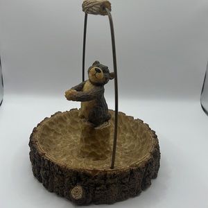 Bear on a wood stump! Nut bowl .